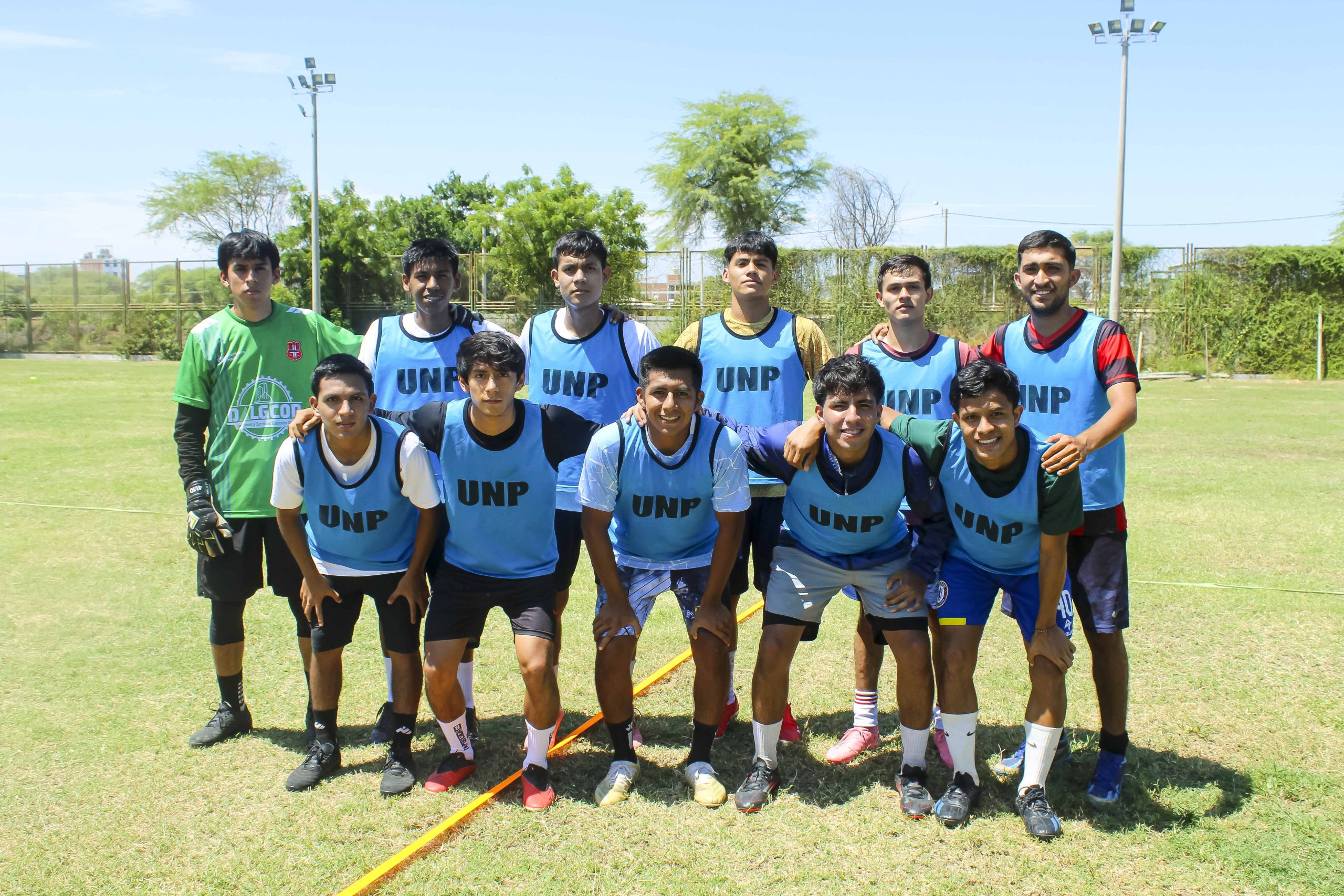 Encuentro amistoso lleno de fútbol y compromiso